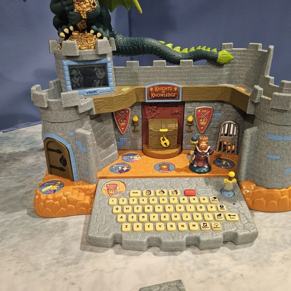Vtech Knights Of Knowledge Learning Adventures Vintage HTF complete And Working‎